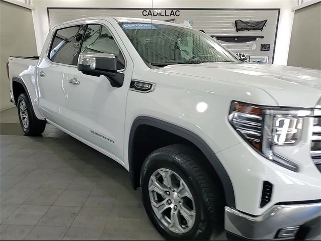 2024 GMC Sierra 1500 SLT