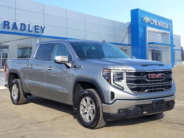 2024 GMC Sierra 1500 SLT