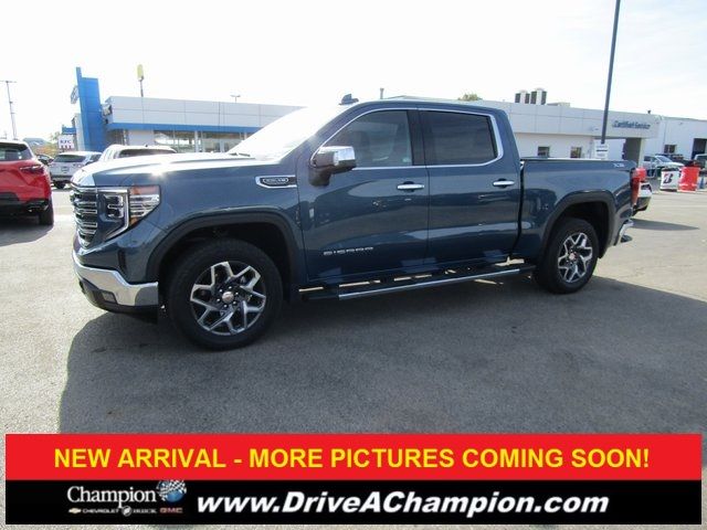 2024 GMC Sierra 1500 SLT