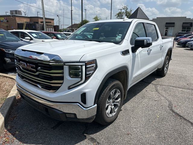 2024 GMC Sierra 1500 SLT