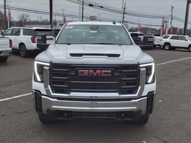 2024 GMC Sierra 2500HD Pro