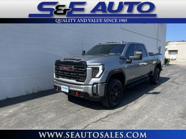 2024 GMC Sierra 2500HD AT4