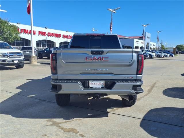 2024 GMC Sierra 2500HD AT4