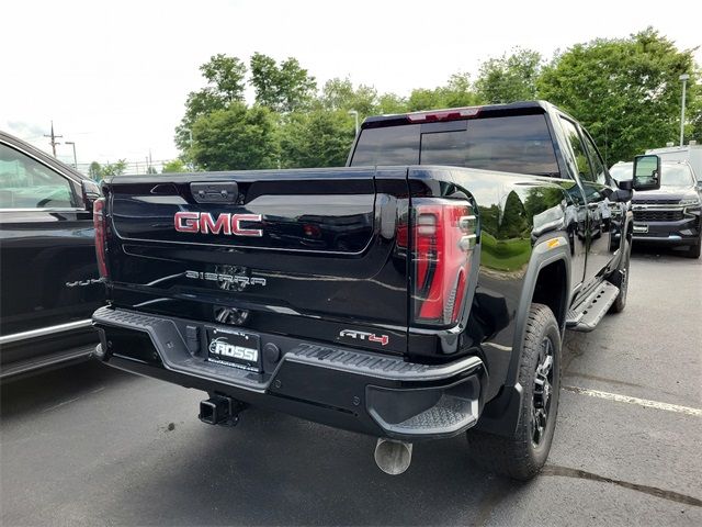 2024 GMC Sierra 2500HD AT4