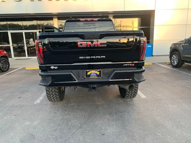 2024 GMC Sierra 2500HD AT4