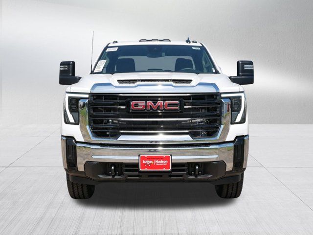 2024 GMC Sierra 2500HD Pro