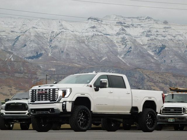 2024 GMC Sierra 2500HD Denali