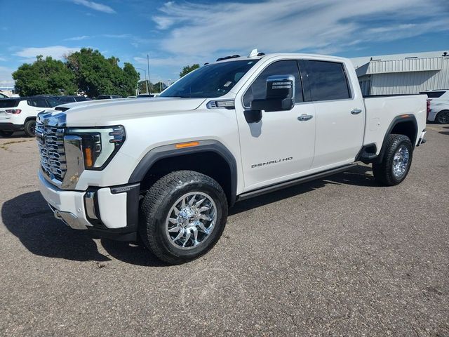 2024 GMC Sierra 2500HD Denali