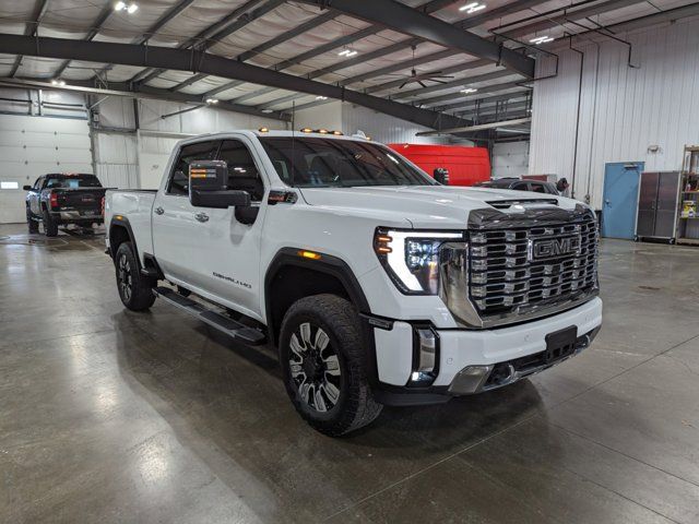 2024 GMC Sierra 2500HD Denali