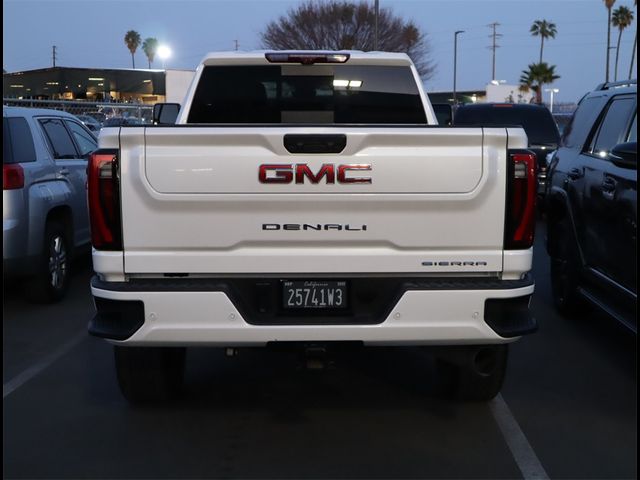 2024 GMC Sierra 2500HD Denali