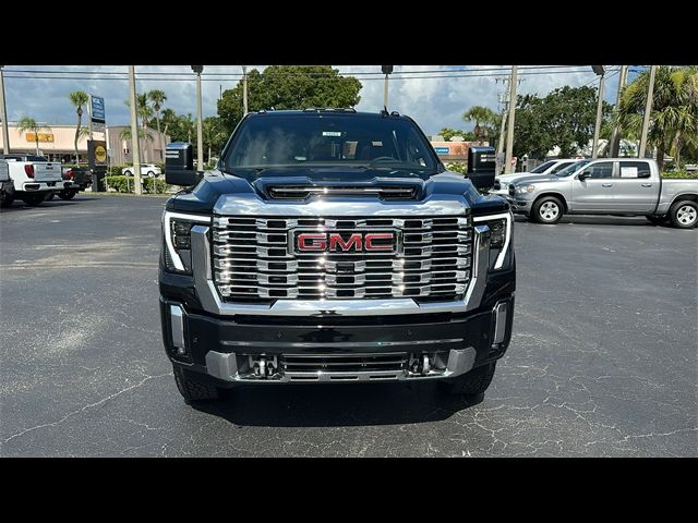 2024 GMC Sierra 2500HD Denali