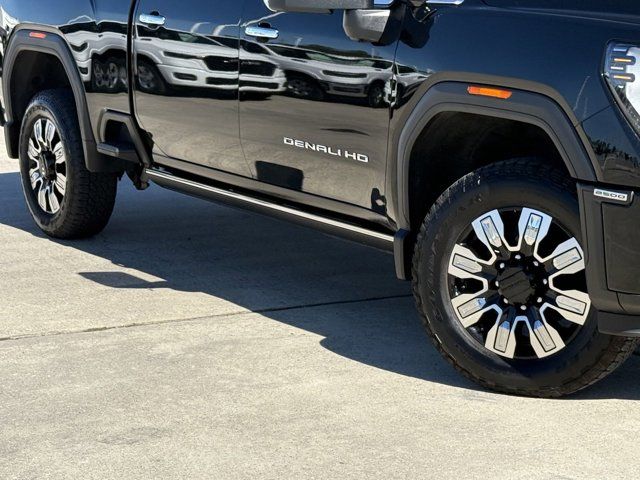 2024 GMC Sierra 2500HD Denali