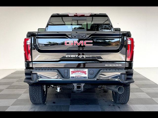 2024 GMC Sierra 2500HD Denali