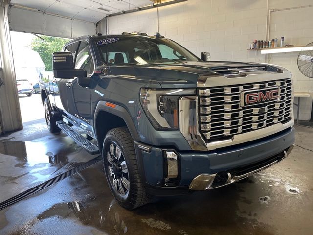 2024 GMC Sierra 2500HD Denali