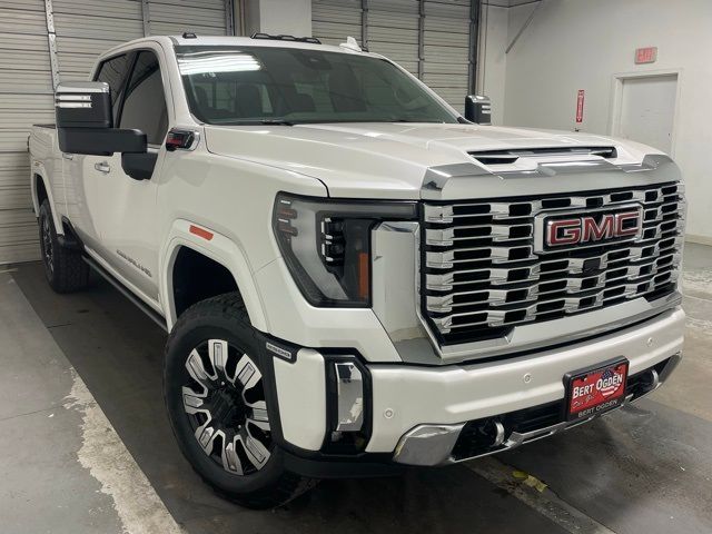 2024 GMC Sierra 2500HD Denali