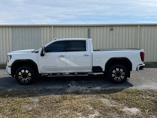 2024 GMC Sierra 2500HD Denali