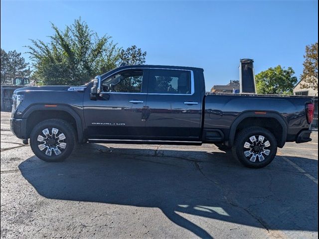 2024 GMC Sierra 2500HD Denali