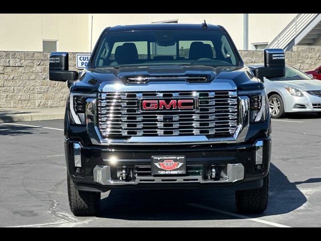 2024 GMC Sierra 2500HD Denali