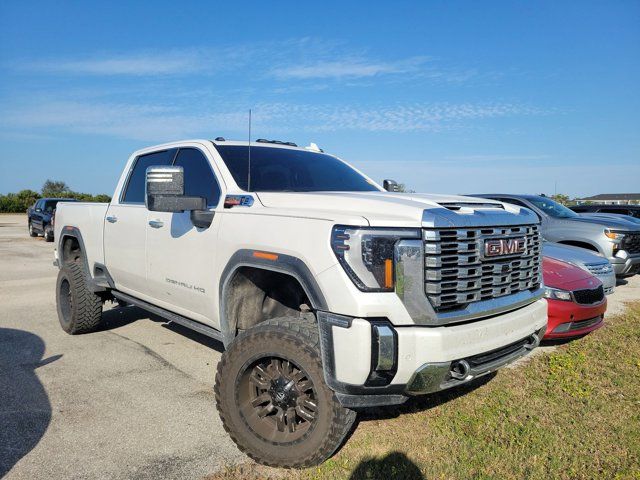 2024 GMC Sierra 2500HD Denali