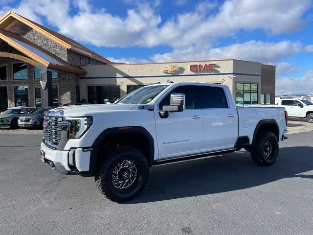 2024 GMC Sierra 2500HD Denali