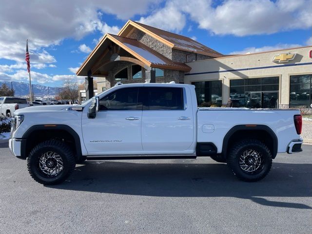 2024 GMC Sierra 2500HD Denali