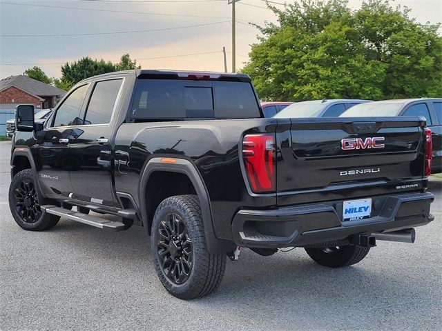 2024 GMC Sierra 2500HD Denali