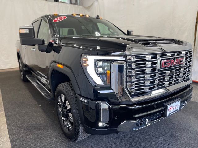 2024 GMC Sierra 2500HD Denali