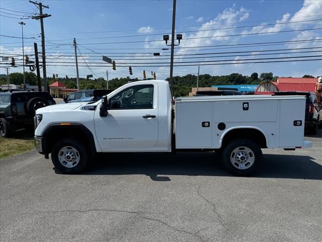 2024 GMC Sierra 2500HD Pro