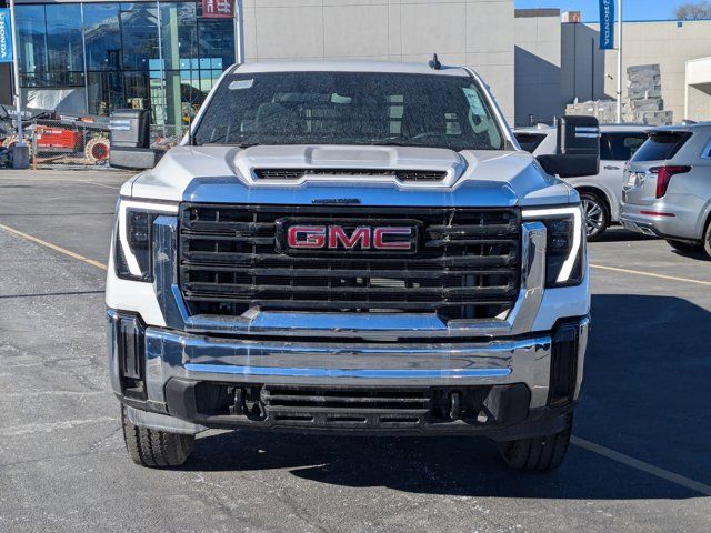 2024 GMC Sierra 2500HD Pro