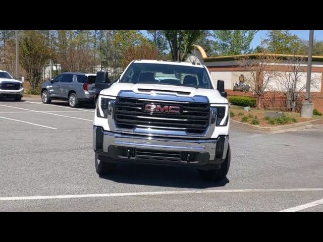 2024 GMC Sierra 2500HD Pro