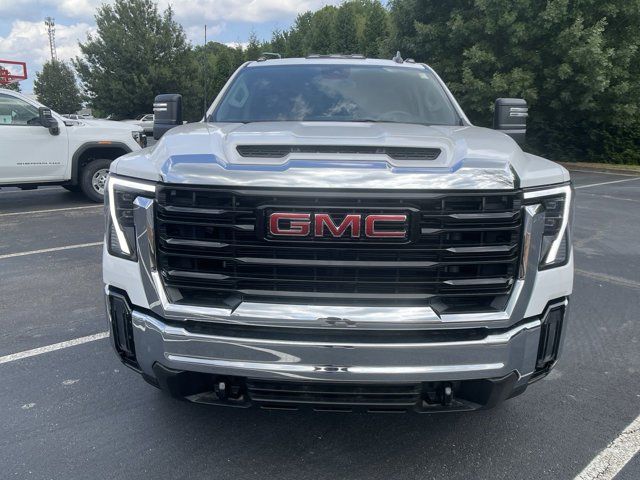 2024 GMC Sierra 2500HD Pro