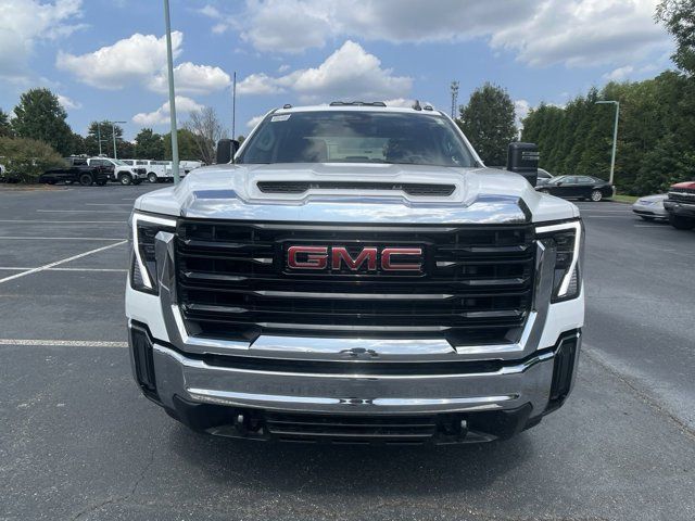 2024 GMC Sierra 2500HD Pro