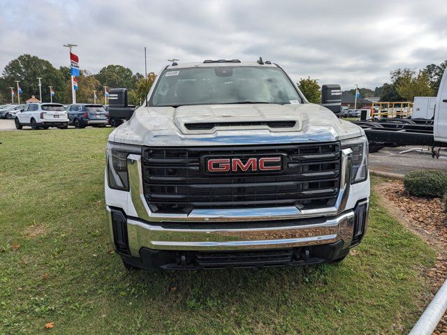 2024 GMC Sierra 2500HD Pro