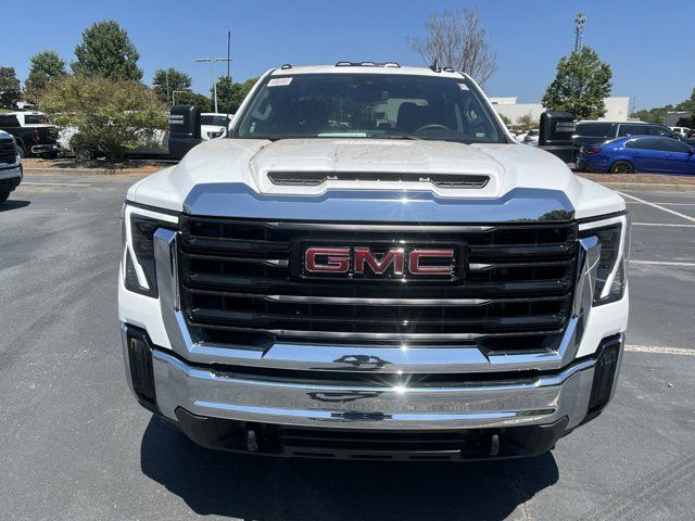 2024 GMC Sierra 2500HD Pro