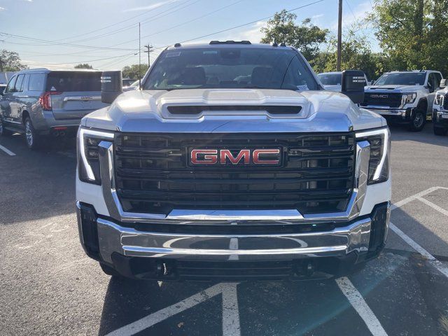 2024 GMC Sierra 2500HD Pro