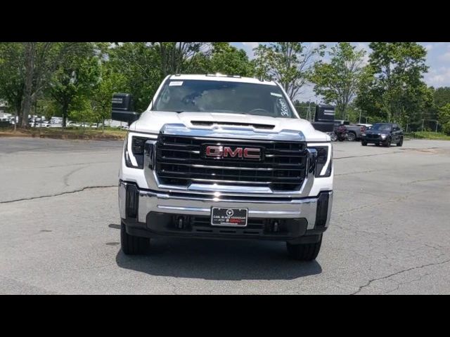 2024 GMC Sierra 2500HD Pro