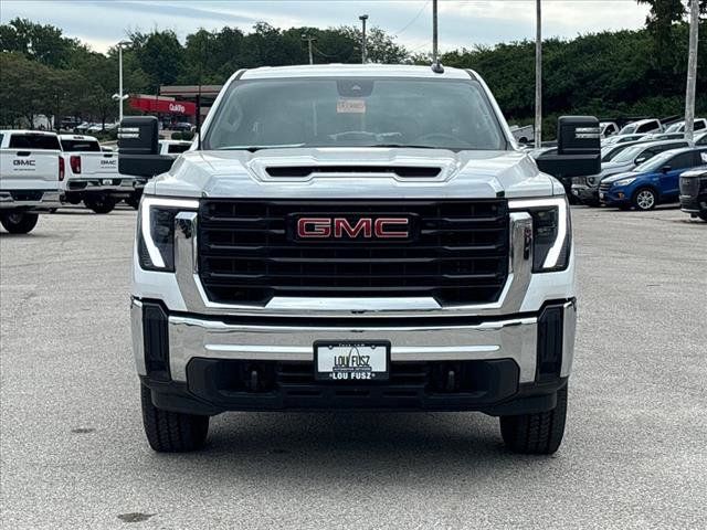 2024 GMC Sierra 2500HD Pro