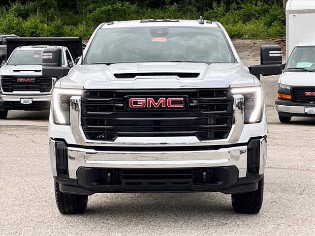 2024 GMC Sierra 2500HD Pro