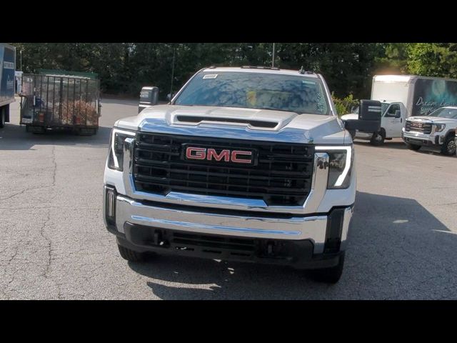 2024 GMC Sierra 2500HD Pro