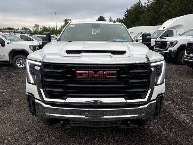 2024 GMC Sierra 2500HD Pro