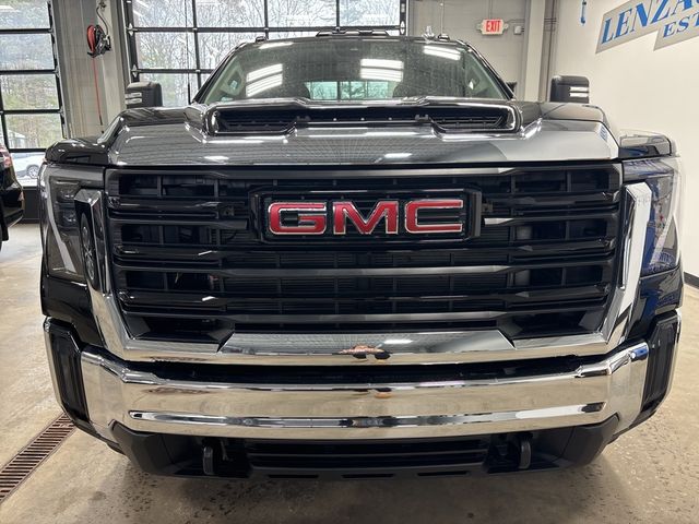 2024 GMC Sierra 2500HD Pro