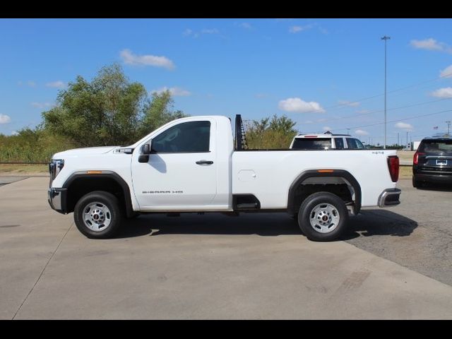 2024 GMC Sierra 2500HD Pro