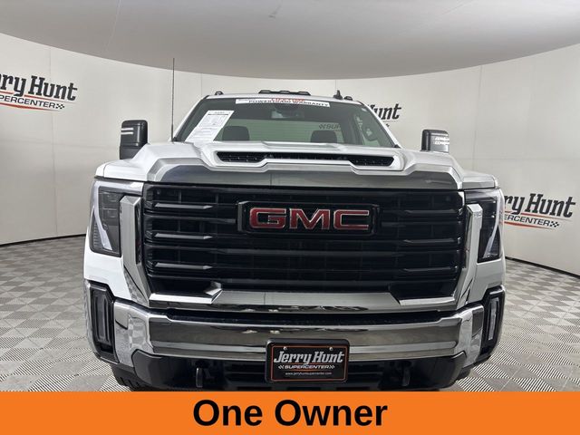 2024 GMC Sierra 2500HD Pro