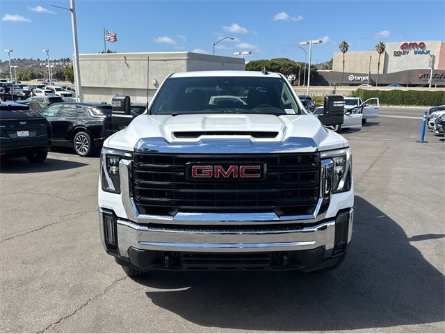 2024 GMC Sierra 2500HD Pro