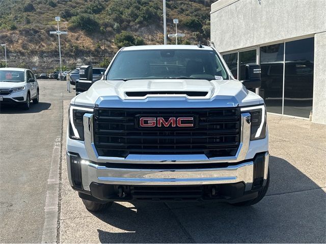 2024 GMC Sierra 2500HD Pro