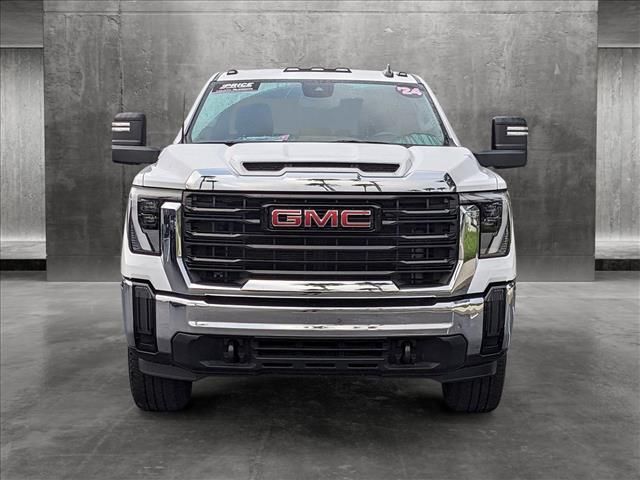 2024 GMC Sierra 2500HD Pro