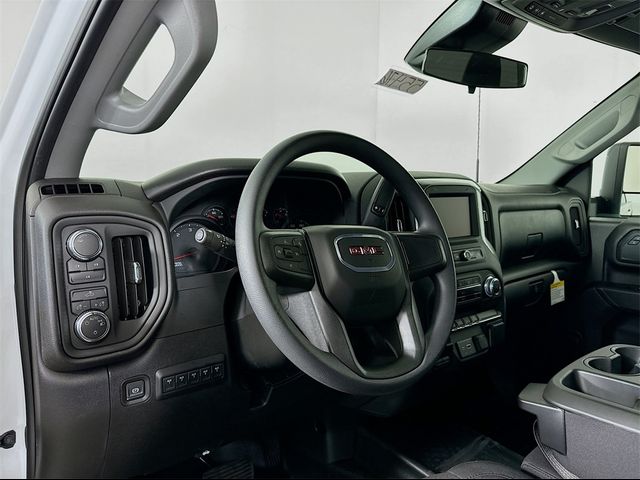 2024 GMC Sierra 2500HD Pro