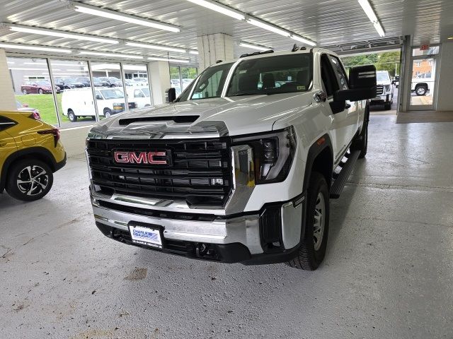 2024 GMC Sierra 2500HD Pro