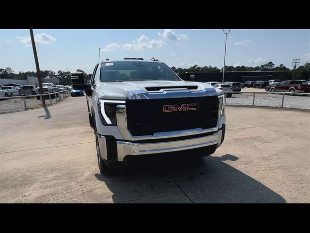 2024 GMC Sierra 2500HD Pro