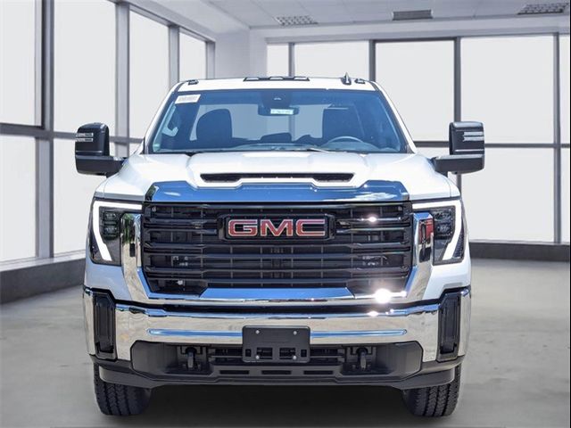 2024 GMC Sierra 2500HD Pro